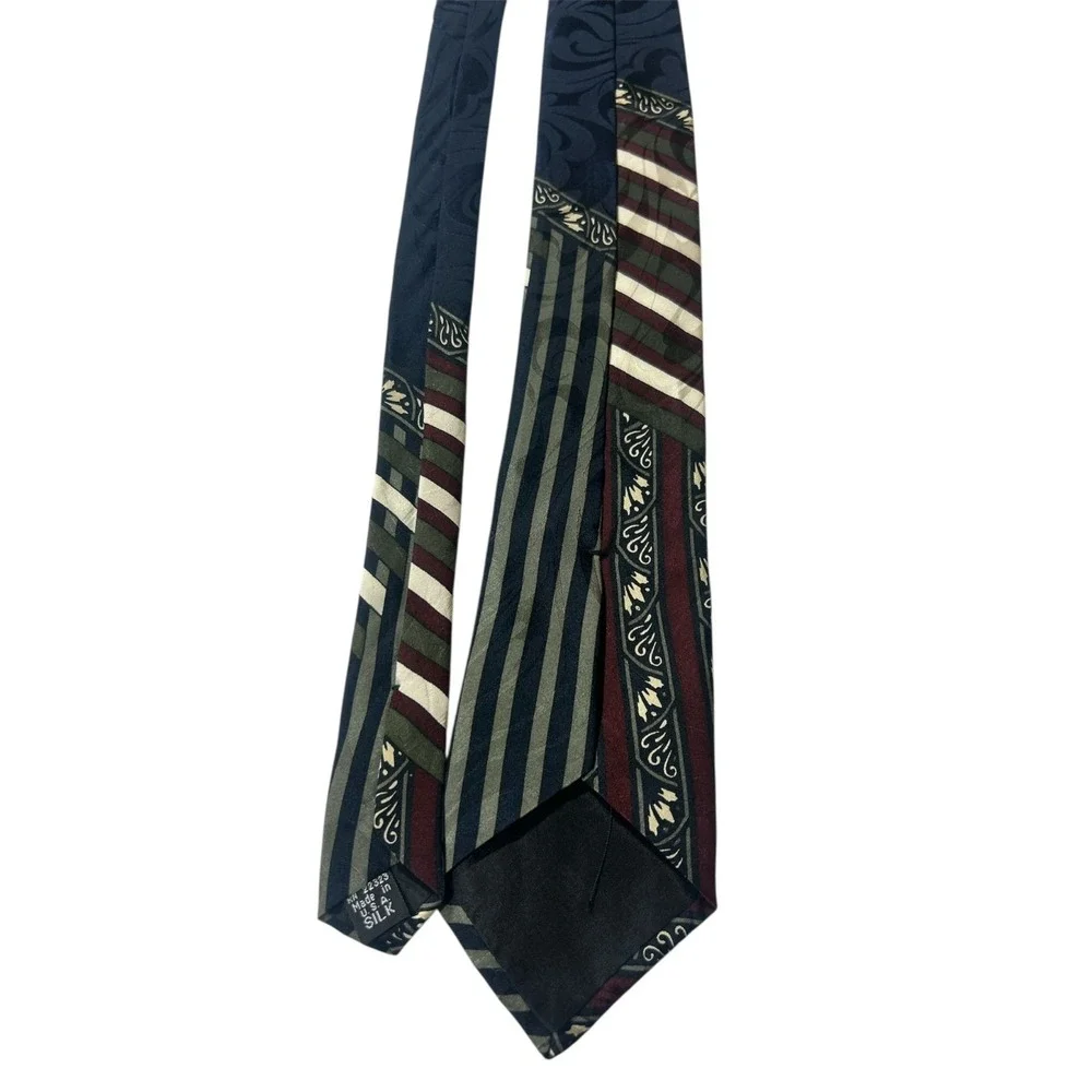 Vintage 100% Silk Tie Made in USA - Classic Ornamental Power Business‎ Necktie